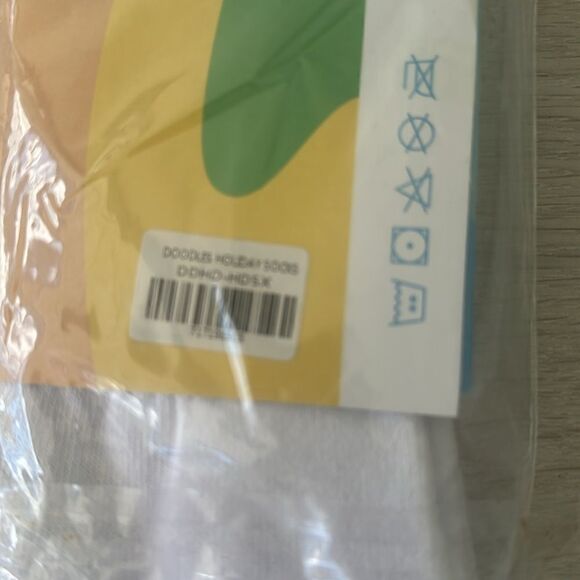 Doodles Hap & Mello Socks White OS NWT IN PACKAGE - Picture 4 of 5
